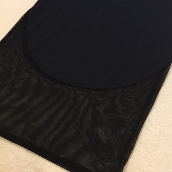 See you Monday, LA black dress m and free handbag - Picture 4 of 8